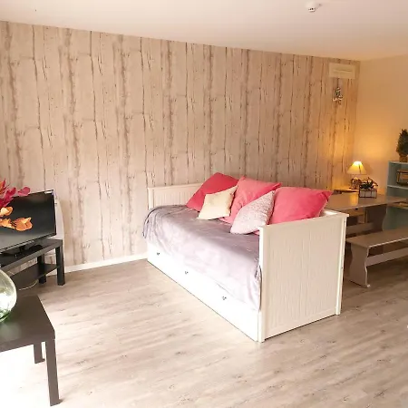 アパート Le Petit Clos Commes